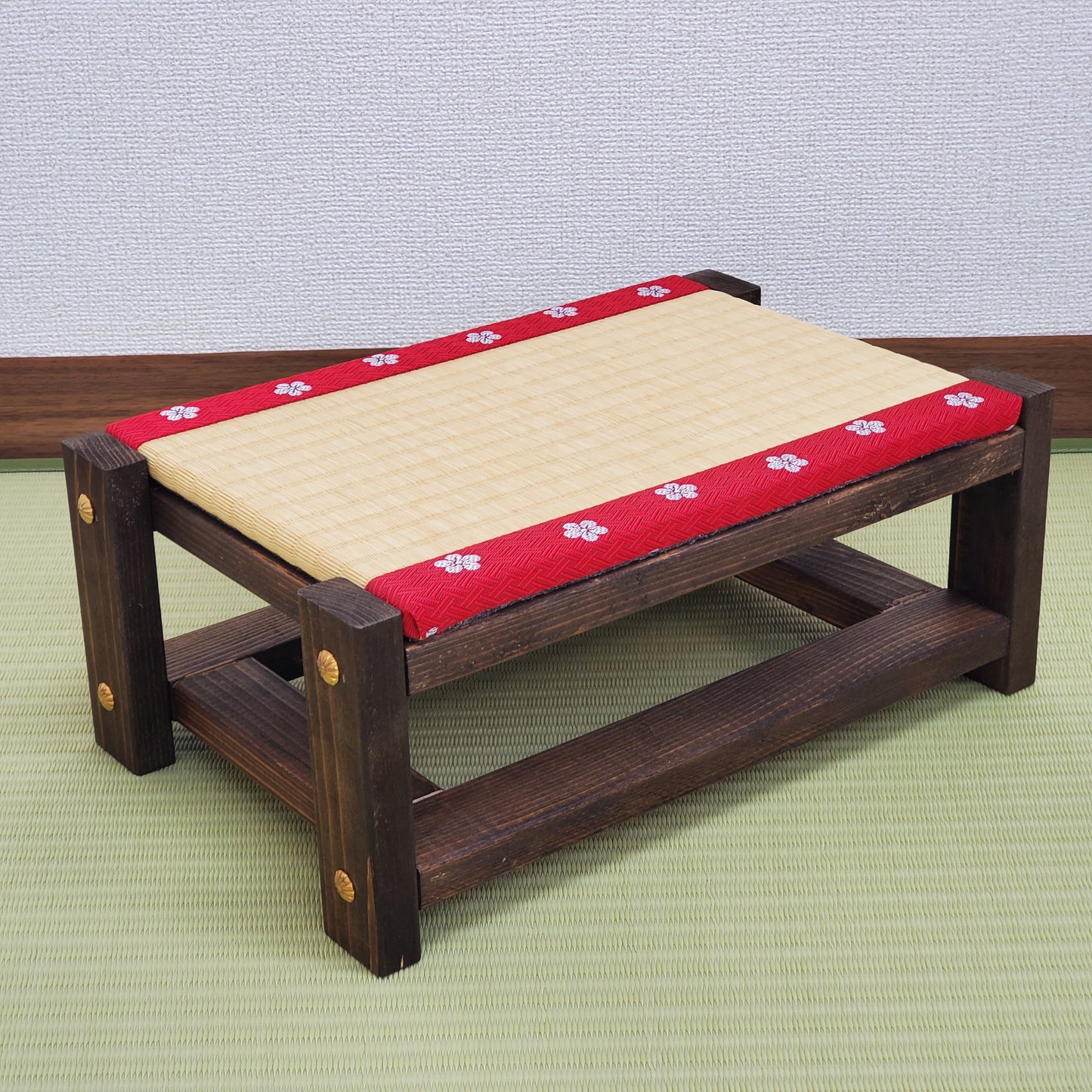 Tatami Japanese Display Stand Walnut Finish Sakura Edge Collection Nendoroid