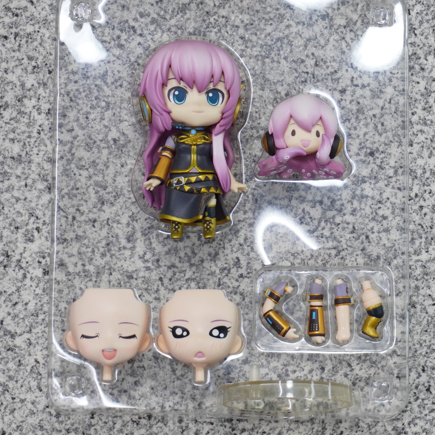 Nendoroid 93 Megurine Luka Action Figure - Cool Virtual Singer - Used P-116