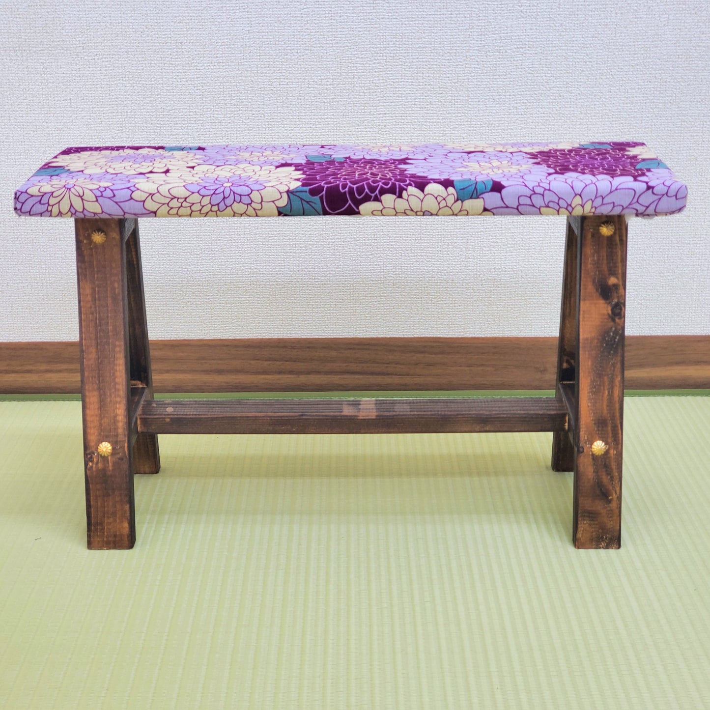 Flower Wagara Display Bench – Handmade Wood, Japanese Decor, Walnut Finish