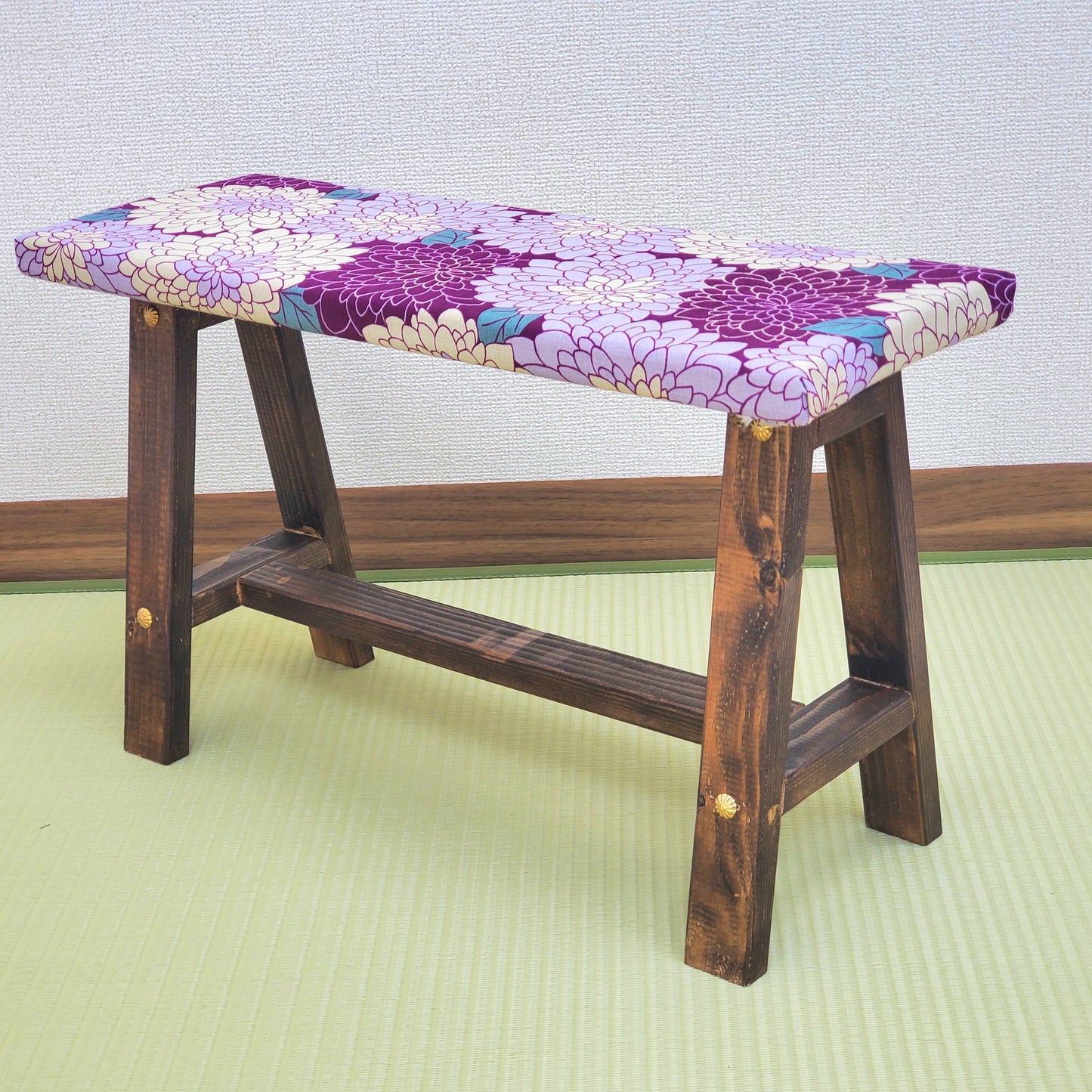 Flower Wagara Display Bench – Handmade Wood, Japanese Decor, Walnut Finish