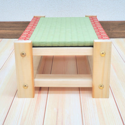 Tatami Japanese Display Stand Beeswax Finish Red Edge Collection Nendoroid