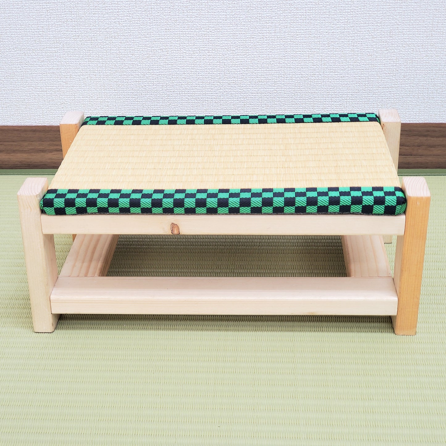 Tatami Display Stand Beeswax Finish Japanese Ichimatsu Edge Collection Nendoroid