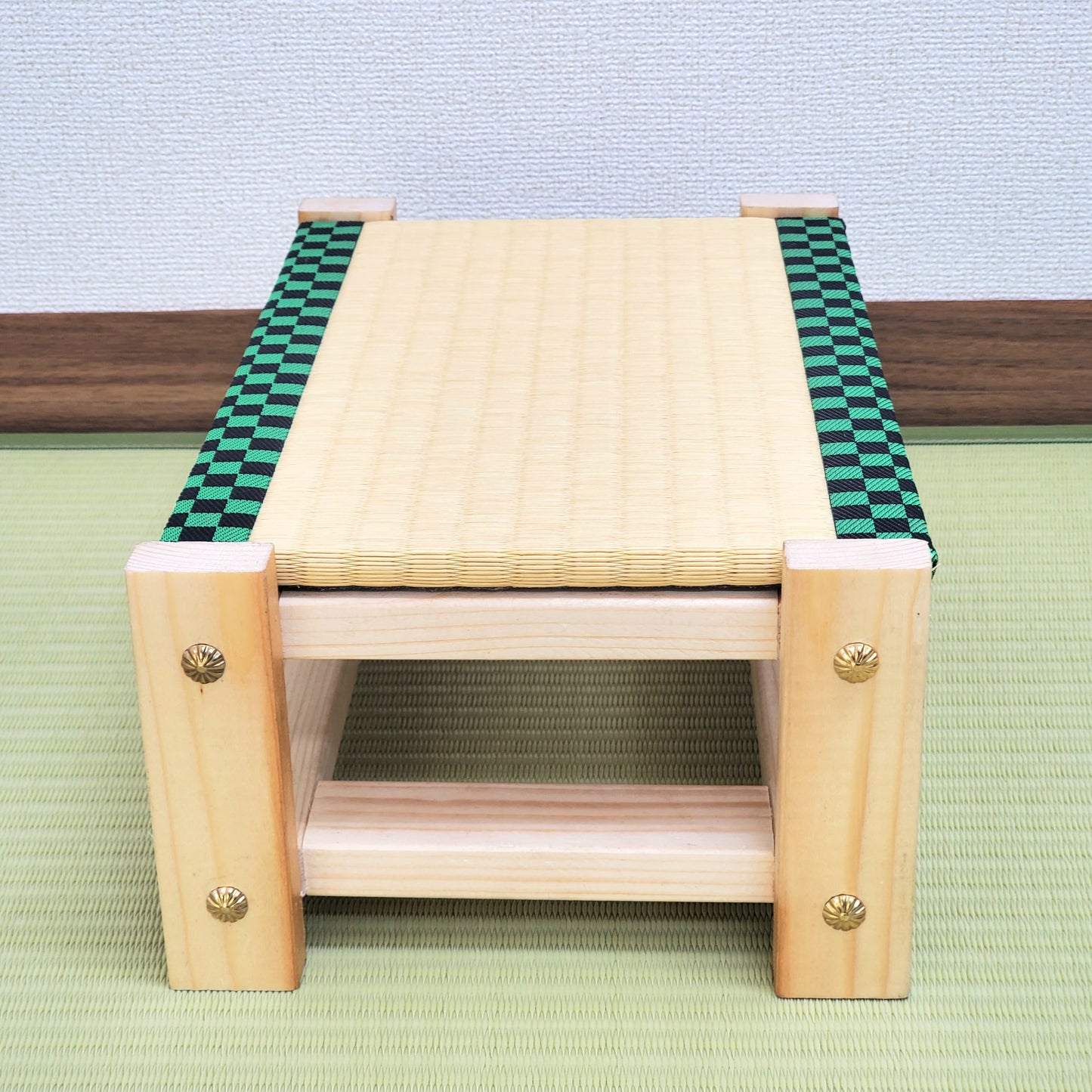Tatami Display Stand Beeswax Finish Japanese Ichimatsu Edge Collection Nendoroid