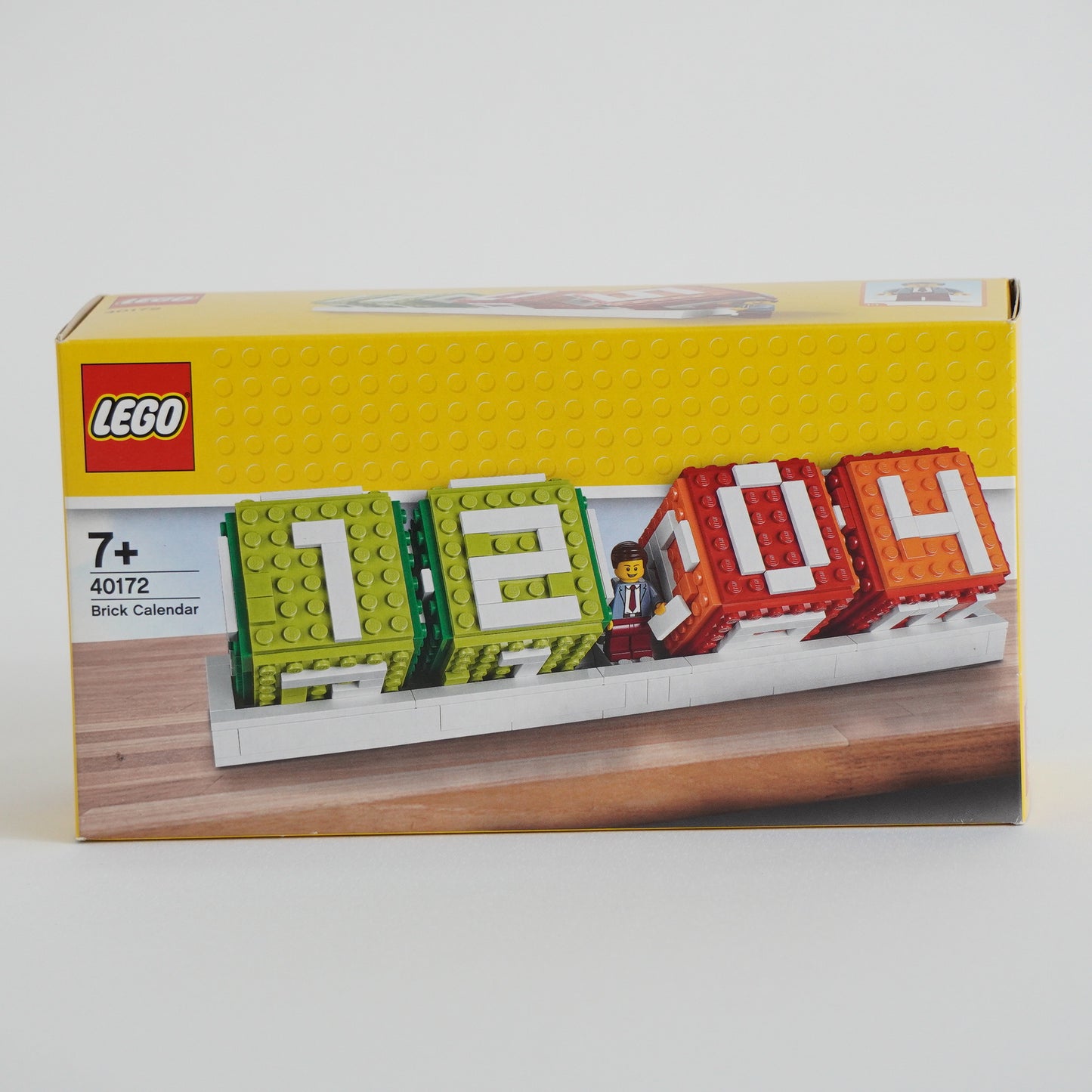 LEGO 40172 Brick Calendar Display Set - Retired, New, Sealed, Collectible P-140
