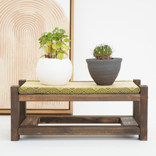 Tatami Display Stand walnut Finish Japanese Masugiku Wagara Edge Anime Figure