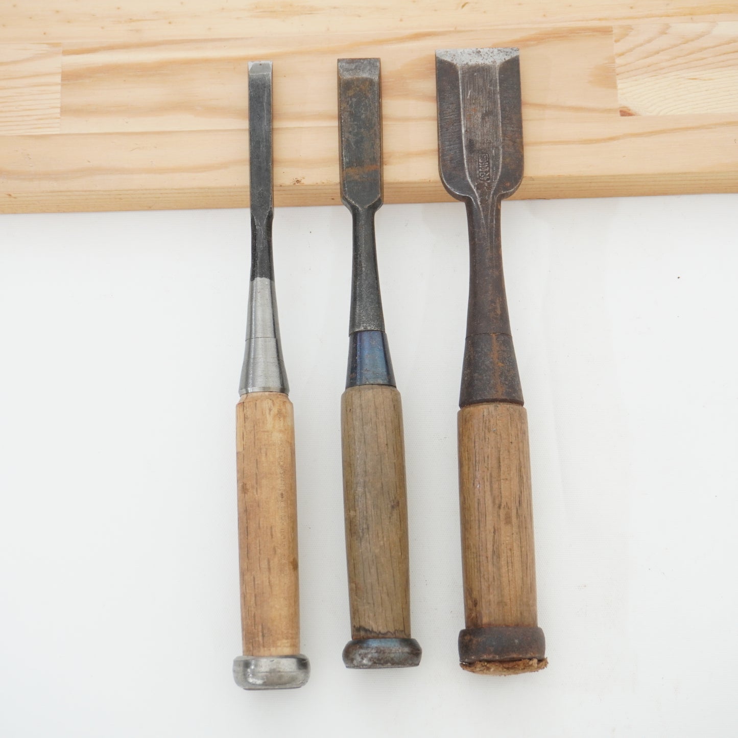Vintage Damaged Japanese Wood Chisel Lot x3 Set Carpenter Tools From Japan K-316
