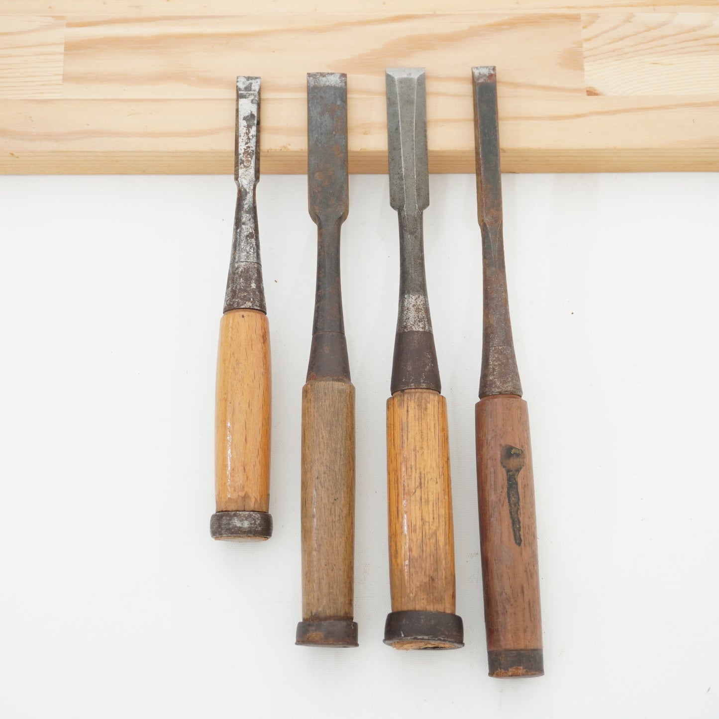 Vintage Damaged Japanese Wood Chisel Lot x4 Set Carpenter Tools From Japan K-319